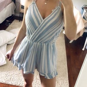 3/$20🔥AMERICAN EAGLE STRIPED ROMPER